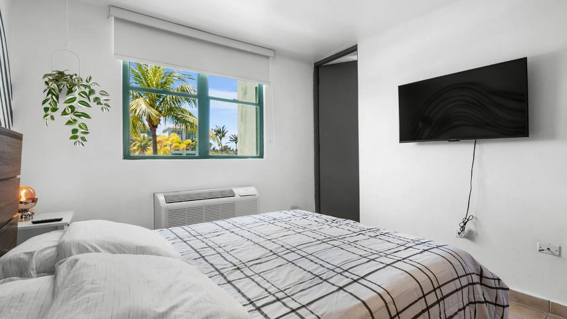 شقة Paradise At Aquatika Poolfront With Private Beach Vieques